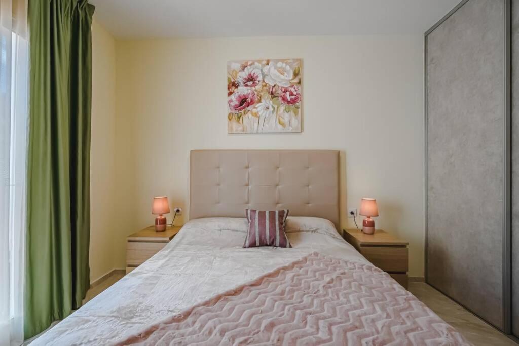 Orlando. Amazing Location. Completely Renovated! Apartment Адехе Екстериор снимка
